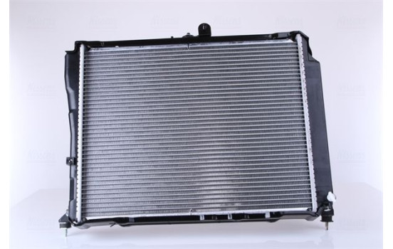 Radiator, engine cooling 64737 Nissens, Image 4