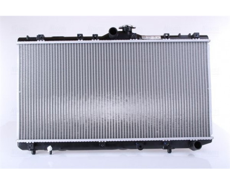Radiator, engine cooling 64746A Nissens, Image 3