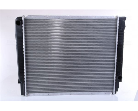 Radiator, engine cooling 65550A Nissens, Image 3