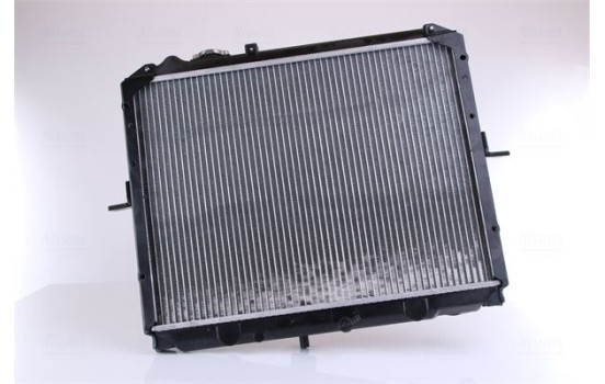 Radiator, engine cooling 66646 Nissens, Image 4