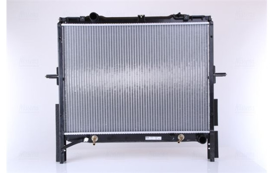 Radiator, engine cooling 66657 Nissens, Image 3