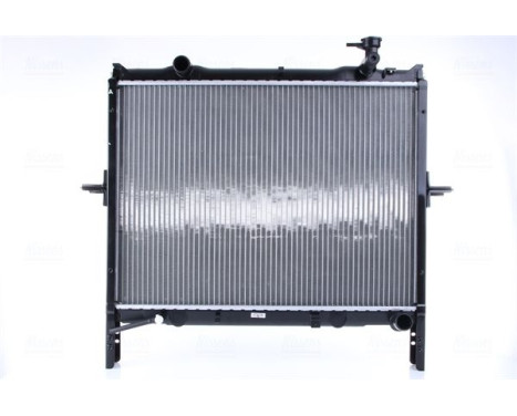 Radiator, engine cooling 66767 Nissens, Image 2