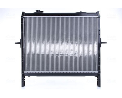 Radiator, engine cooling 66767 Nissens, Image 4