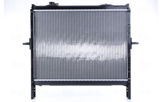 Radiator, engine cooling 66767 Nissens, Image 4