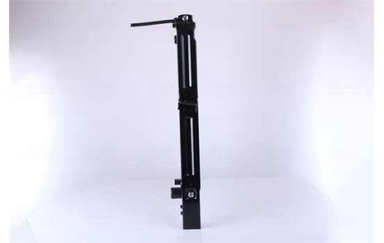 Radiator, engine cooling 66779 Nissens, Image 4