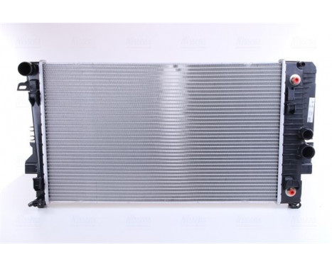 Radiator, engine cooling 67174 Nissens, Image 3