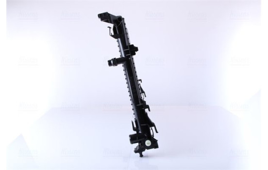 Radiator, engine cooling 67187 Nissens, Image 4