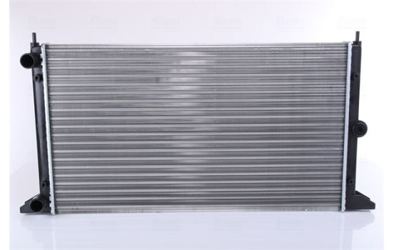 Radiator, engine cooling 67305 Nissens, Image 3
