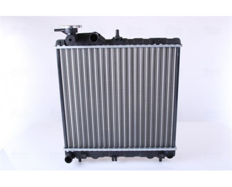 Radiator, engine cooling 67500A Nissens, Image 3