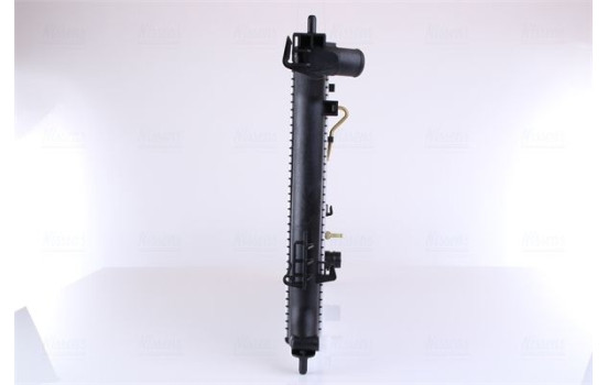 Radiator, engine cooling 67548 Nissens, Image 6