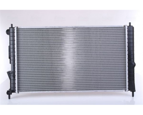 Radiator, engine cooling 68002A Nissens, Image 4