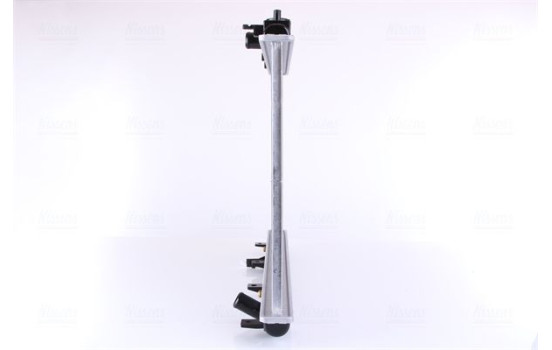 Radiator, engine cooling 68142 Nissens, Image 4
