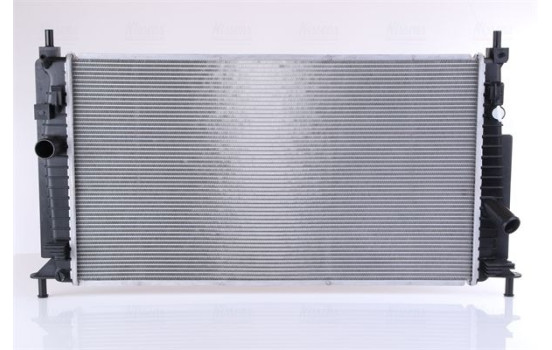 Radiator, engine cooling 68521 Nissens, Image 3