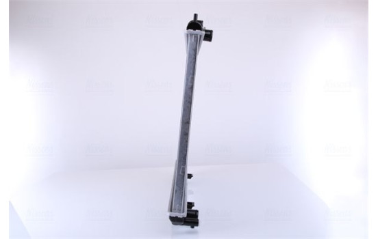 Radiator, engine cooling 68705A Nissens, Image 6