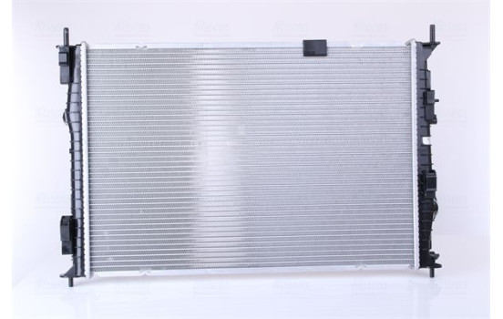 Radiator, engine cooling 68733 Nissens, Image 3