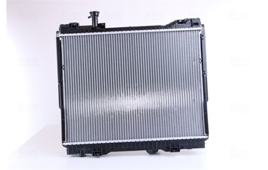 Radiator, engine cooling 68742 Nissens, Image 3