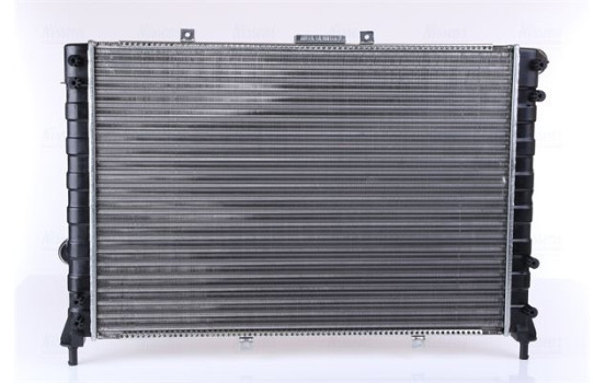 Radiator, engine cooling 68804 Nissens, Image 3