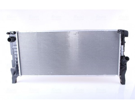 Radiator, engine cooling 69711 Nissens, Image 2