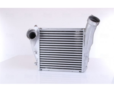 Intercooler, charger 96276 Nissens