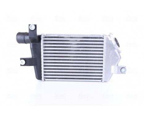 Intercooler, charger 96373 Nissens