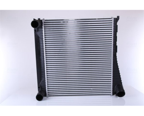 Intercooler, charger 96422 Nissens