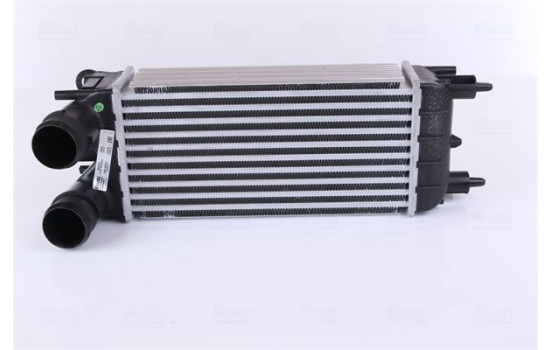 Intercooler, charger 96437 Nissens