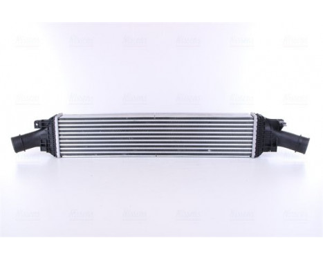 Intercooler, charger 96567 Nissens