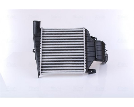Intercooler, charger 96591 Nissens