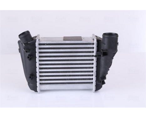 Intercooler, charger 96678 Nissens