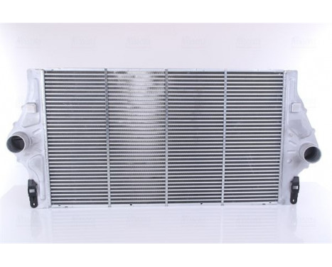 Intercooler, charger 96779 Nissens