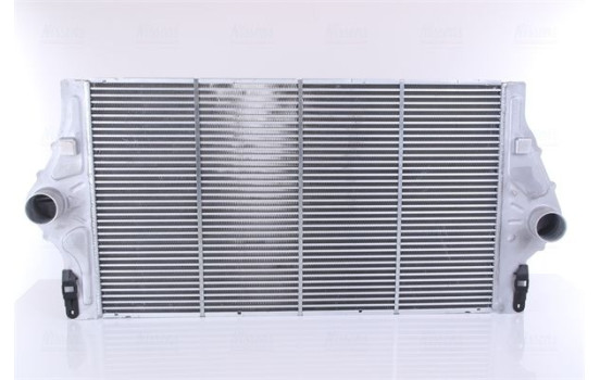 Intercooler, charger 96779 Nissens