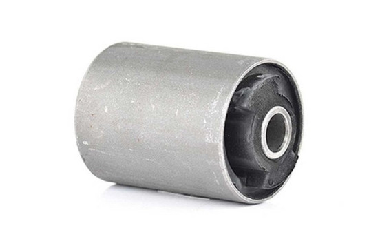 Spacer sleeve, leaf spring