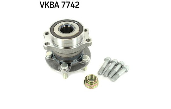 Wheel bearing set VKBA 7742 SKF