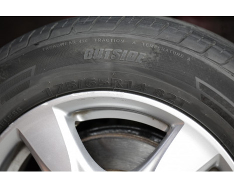 Quixx Wheel Repair Kit for black rims, Image 2