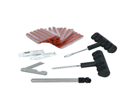Carpoint Tire Repair Kit – 31-piece with metal handles
