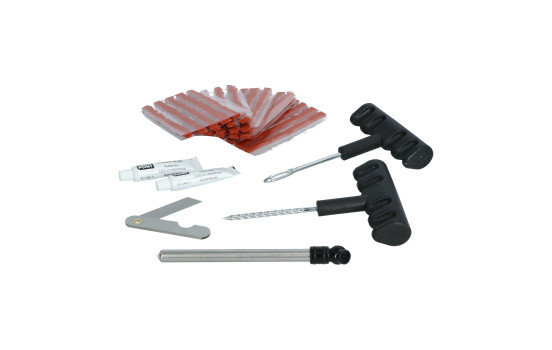 Carpoint Tire Repair Kit – 31-piece with metal handles