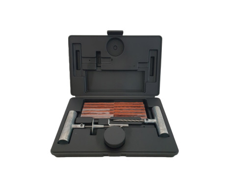 Tire Repair Kit 32-piece