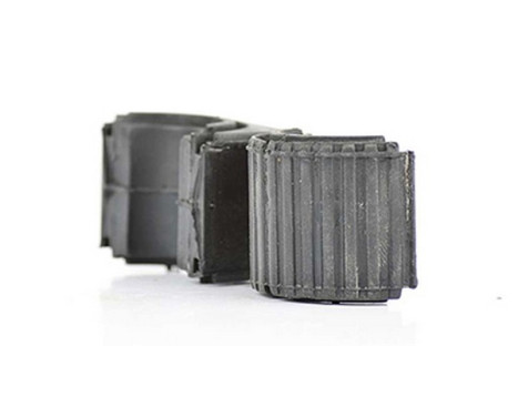 Stabilizer bearing on wishbone