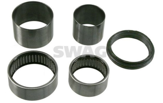 bearing set for cantilevered drive shaft