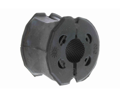 Stabilizer bearing on wishbone