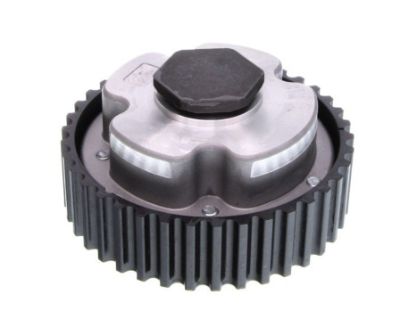 Camshaft adjuster
