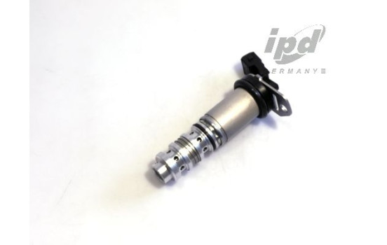 Control valve, camshaft adjustment