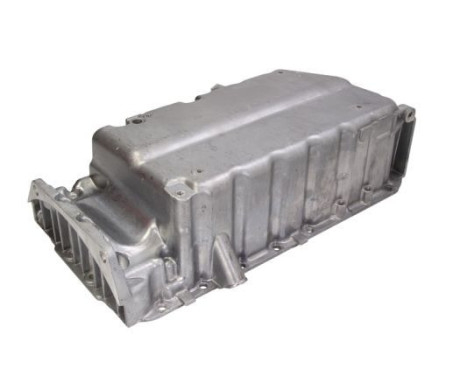 Oil pan