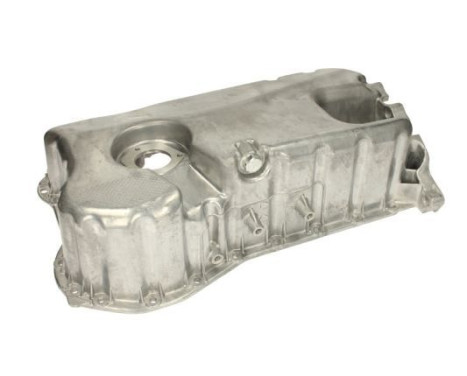 Oil pan