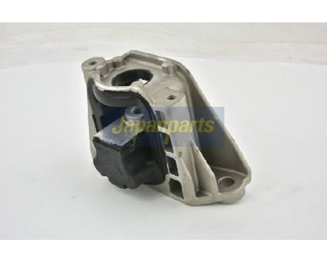 Engine Montage, Image 2