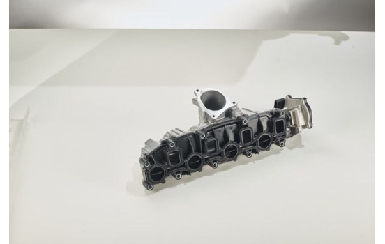 Intake manifold, Image 2