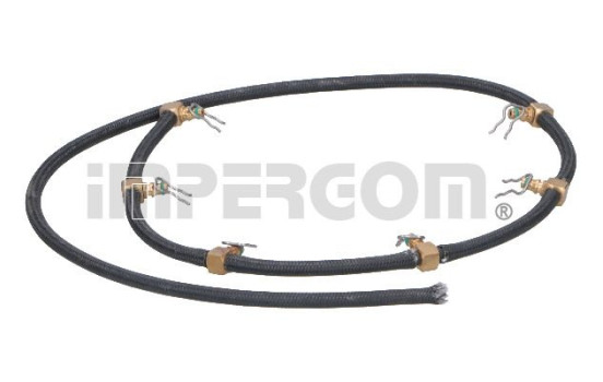 Hose, leaking fuel