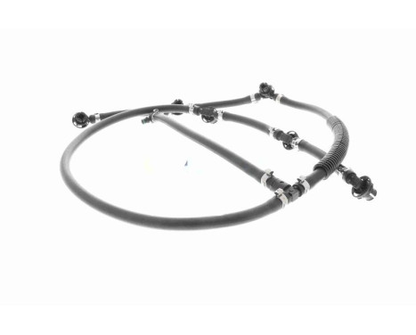 Hose, leaking fuel, Image 5