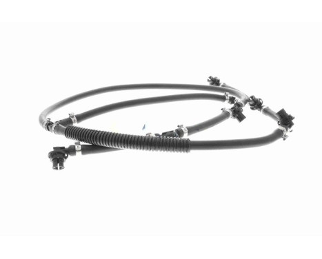 Hose, leaking fuel, Image 7