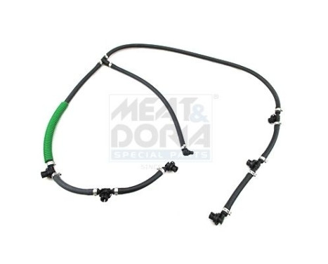 Hose, leaking fuel